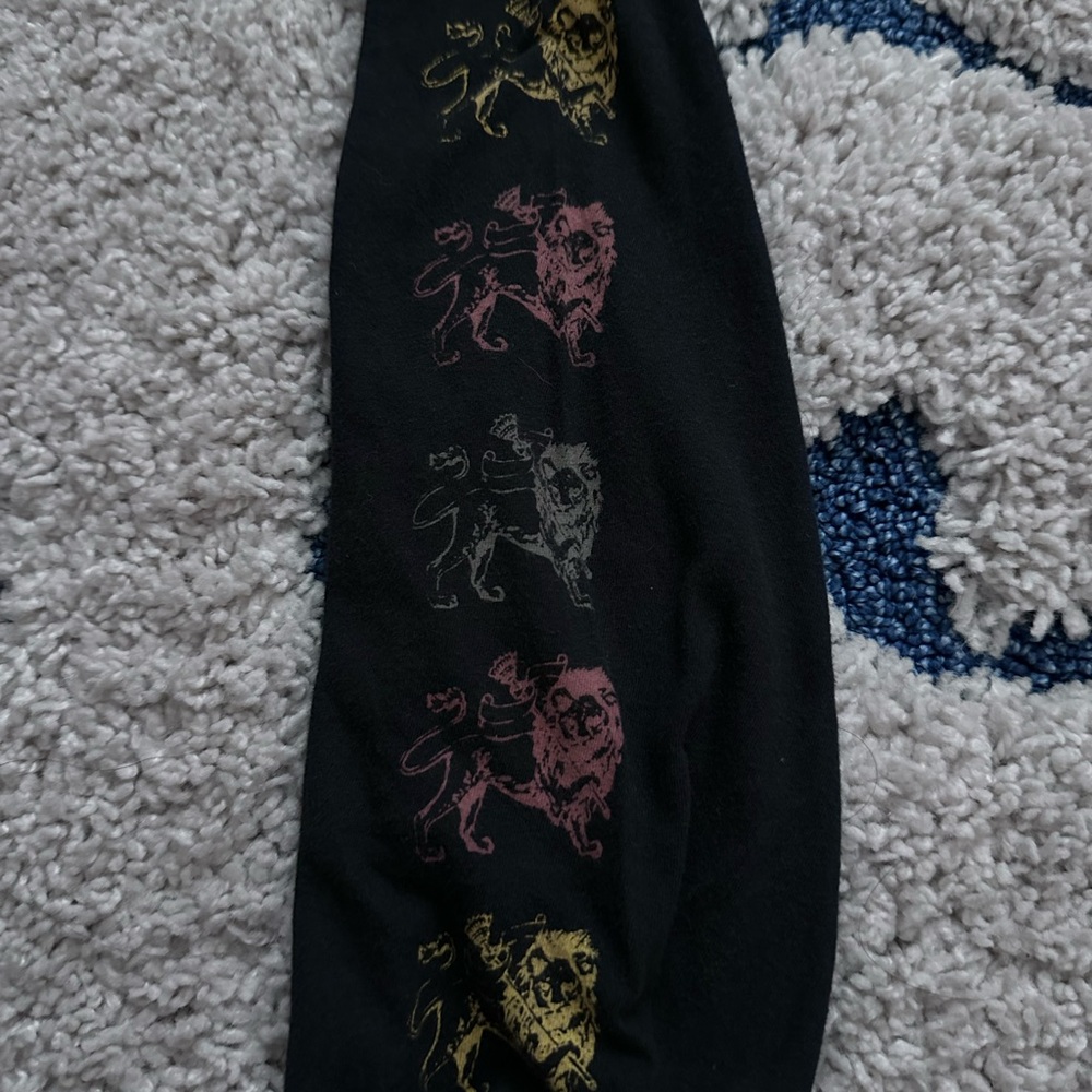 size medium hurley long sleeve w/ cool vintage design 100% cotton - Picture 5 of 6